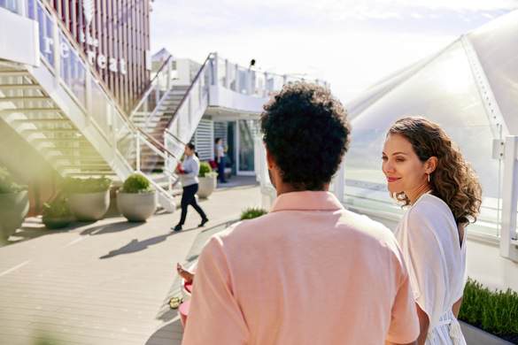 Celebrity Cruises, Celebrity Beyond, Retreat Sundeck 1 ©CEL.jpg